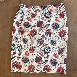 Ann Taylor Cream Floral Pencil Skirt